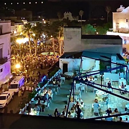 לינה וארוחת בוקר גלאטינה Piazza Fontana Luxury מראה חיצוני תמונה