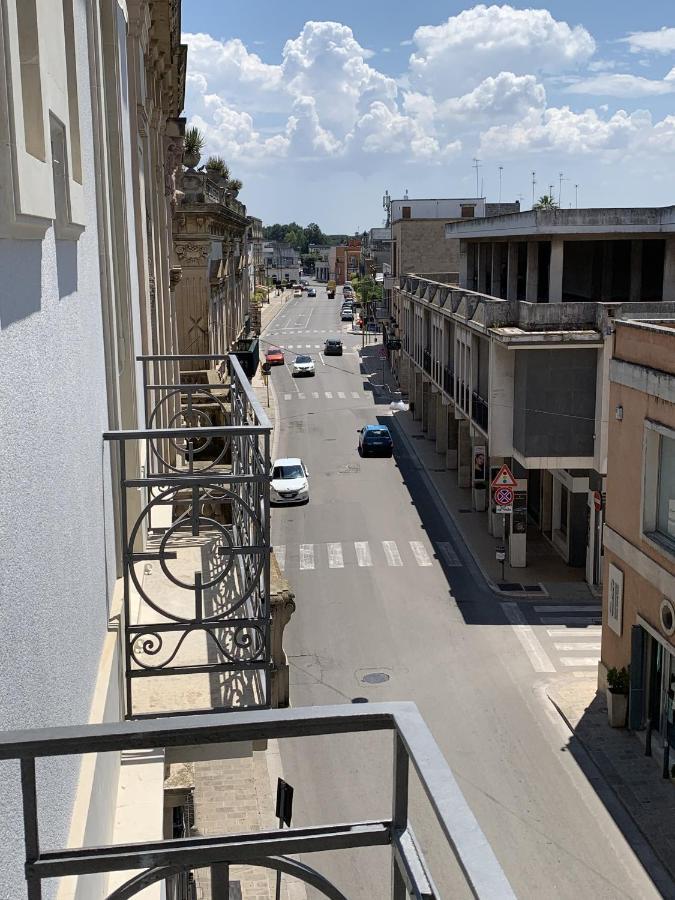 לינה וארוחת בוקר גלאטינה Piazza Fontana Luxury מראה חיצוני תמונה