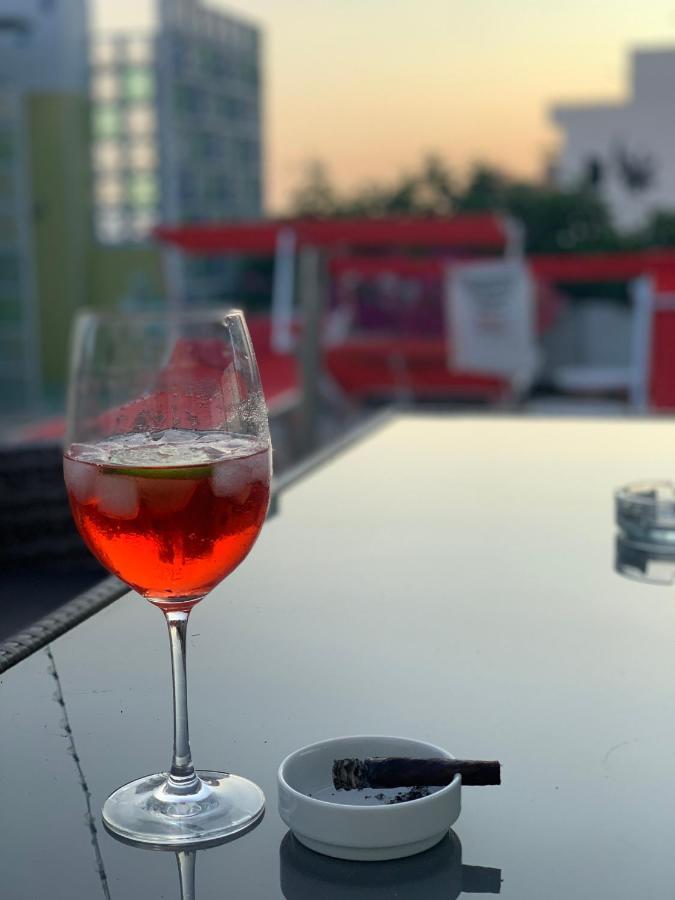 לינה וארוחת בוקר גלאטינה Piazza Fontana Luxury מראה חיצוני תמונה